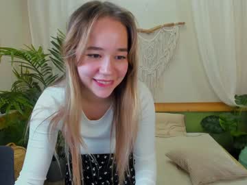 webcam girl kristycoy today image #3235894