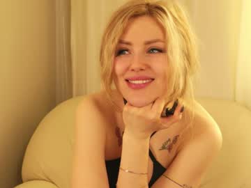 webcam girl bettyhudson today image #1307010