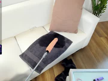 webcam girl kara_mella today image #3843990