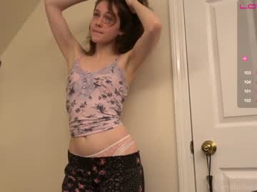 webcam girl its_lily today image #256045