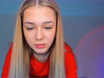 webcam girl holly____ today image #3447108