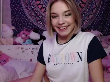 webcam girl babyfromtheforest today image #530277