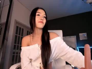 webcam girl aura_kiss today image #2933597