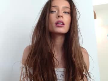 webcam girl isia_slay today image #2514631