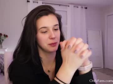 webcam girl onlyems23 today image #3294267