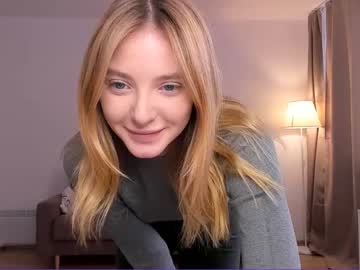 webcam girl olli_ver today image #3151309