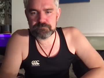 webcam man wowzer123_ today image #3978088