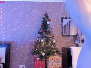 webcam girl yolandabertha today image #3501809
