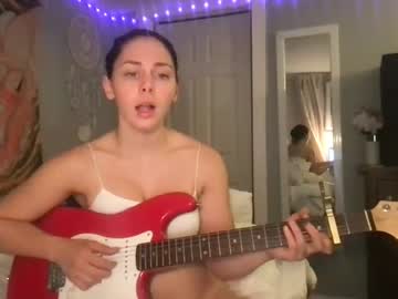 webcam girl mayaneu today image #2490611