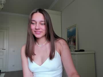 webcam girl eleonora_linn today image #2213681