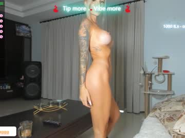 webcam girl smurf19 today image #3338058