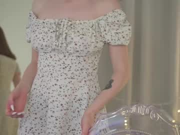 webcam girl kira_rider today image #4016367