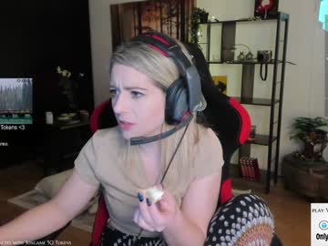 webcam girl kimilee22 today image #1647975
