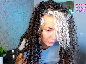 webcam girl elliy_coy today image #2607771