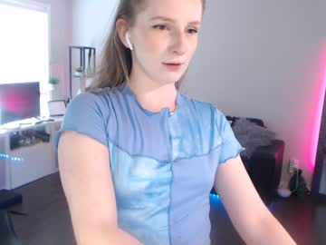 webcam girl skyewatson today image #1317811