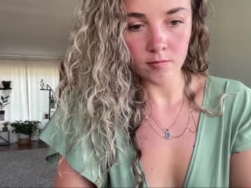 webcam girl bloomyogi today image #2466365