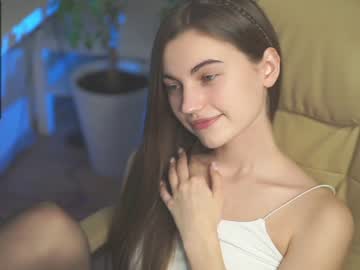 webcam girl hoolybunny today image #303439