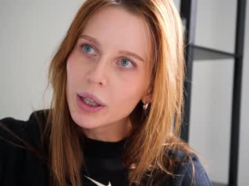 webcam girl ellaa91 today image #3562212