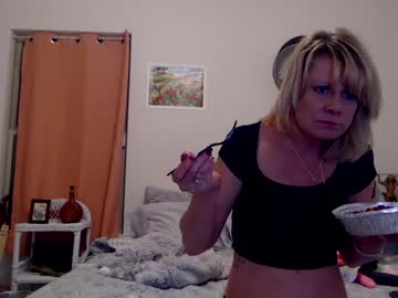 webcam girl avapheonix today image #586206
