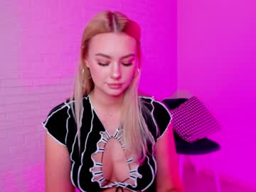 webcam girl 8a8y_nura today image #968879