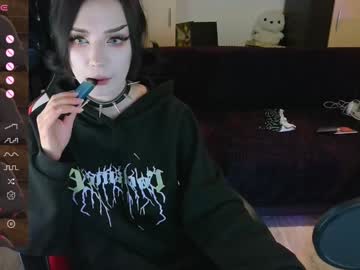 webcam girl broodmommyy3 today image #4018428