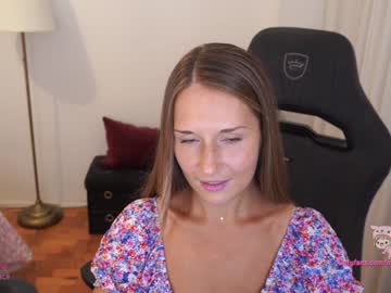 webcam girl yours_anastasia today image #2421797