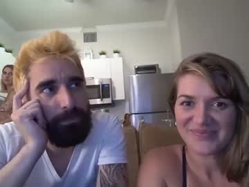 webcam couple shyfarmyogi today image #2132924