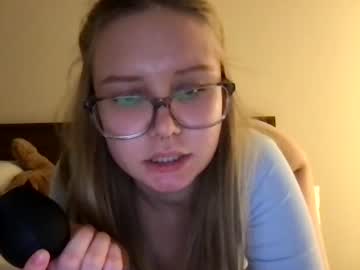 webcam girl skylar801 today image #3930305