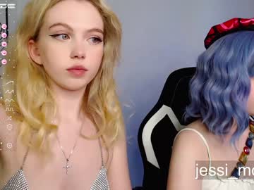webcam girl small_blondee today image #3833783