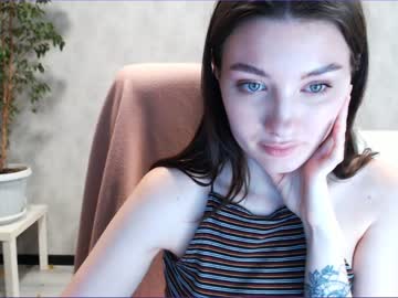 webcam girl _maryann_ today image #1209572