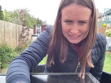 webcam girl eatmypie69 today image #1659869