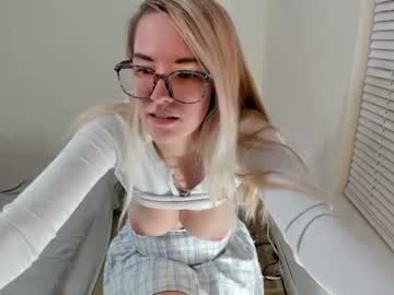 webcam girl mariah95 today image #1110306