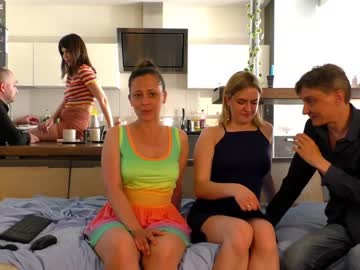 webcam couple apricot_cherry today image #2082860