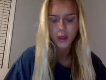 webcam girl seraphinamonroe today image #3972946
