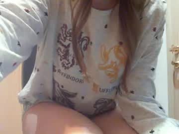 webcam girl momentbeforedown today image #2790661