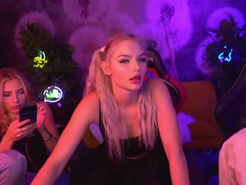 webcam couple kira0541 today image #2611828