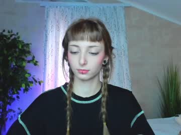 webcam girl lit1le_kitty_ today image #1178104