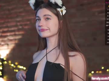 webcam girl hoolybunny today image #3689248
