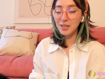 webcam girl maxinegh_ today image #1971463