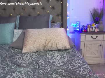 webcam girl theashleydaniels today image #1535669