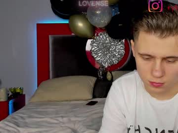 webcam couple tyler_eva today image #1516423