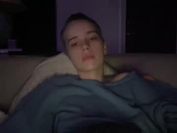 webcam couple devilinpradaa today image #2110143