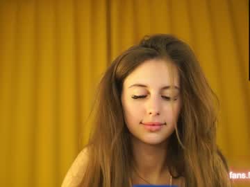 webcam girl plump_bums today image #3091532