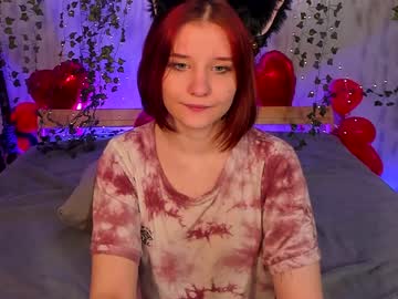 webcam girl lilymirage today image #3743325
