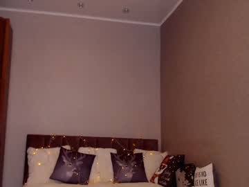 webcam girl lit1le_kitty_ today image #884175