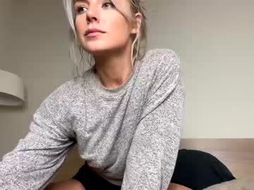 webcam girl theselina_kyle today image #448994