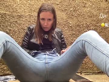 webcam girl eatmypie69 today image #1595130