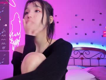webcam girl aisneon today image #1715722