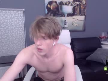 webcam man isaac_moris_ today image #1323519
