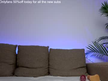 webcam girl naughtyrider69 today image #902210